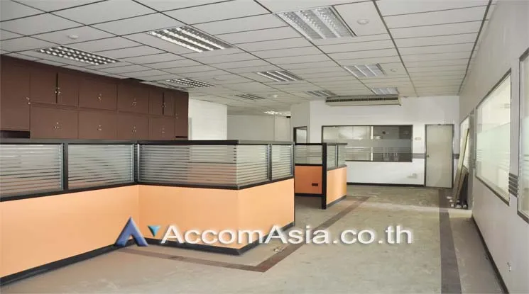 unit Office space For Rent in Silom, Bangkok  near MRT Lumphini (AA11161)